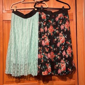 Bundle of 2 LuLaRoe Skirts